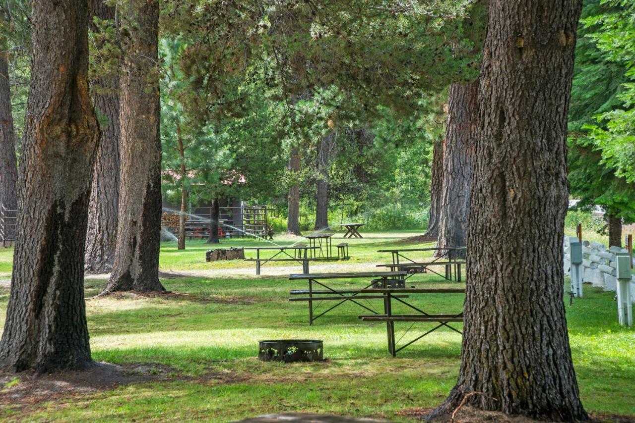 Crater Lake Resort Fort Klamath Eksteriør billede